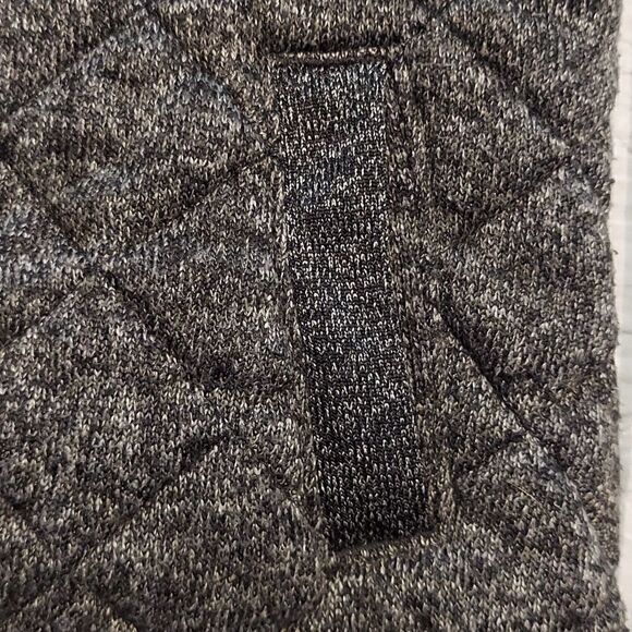 Quilted Knit Vest - Picture 8 of 8